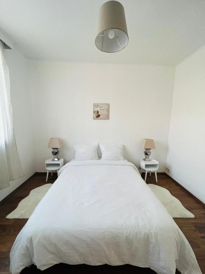 Logement A 10 Minutes A Pied De La Gare Centre Avignon Extérieur photo